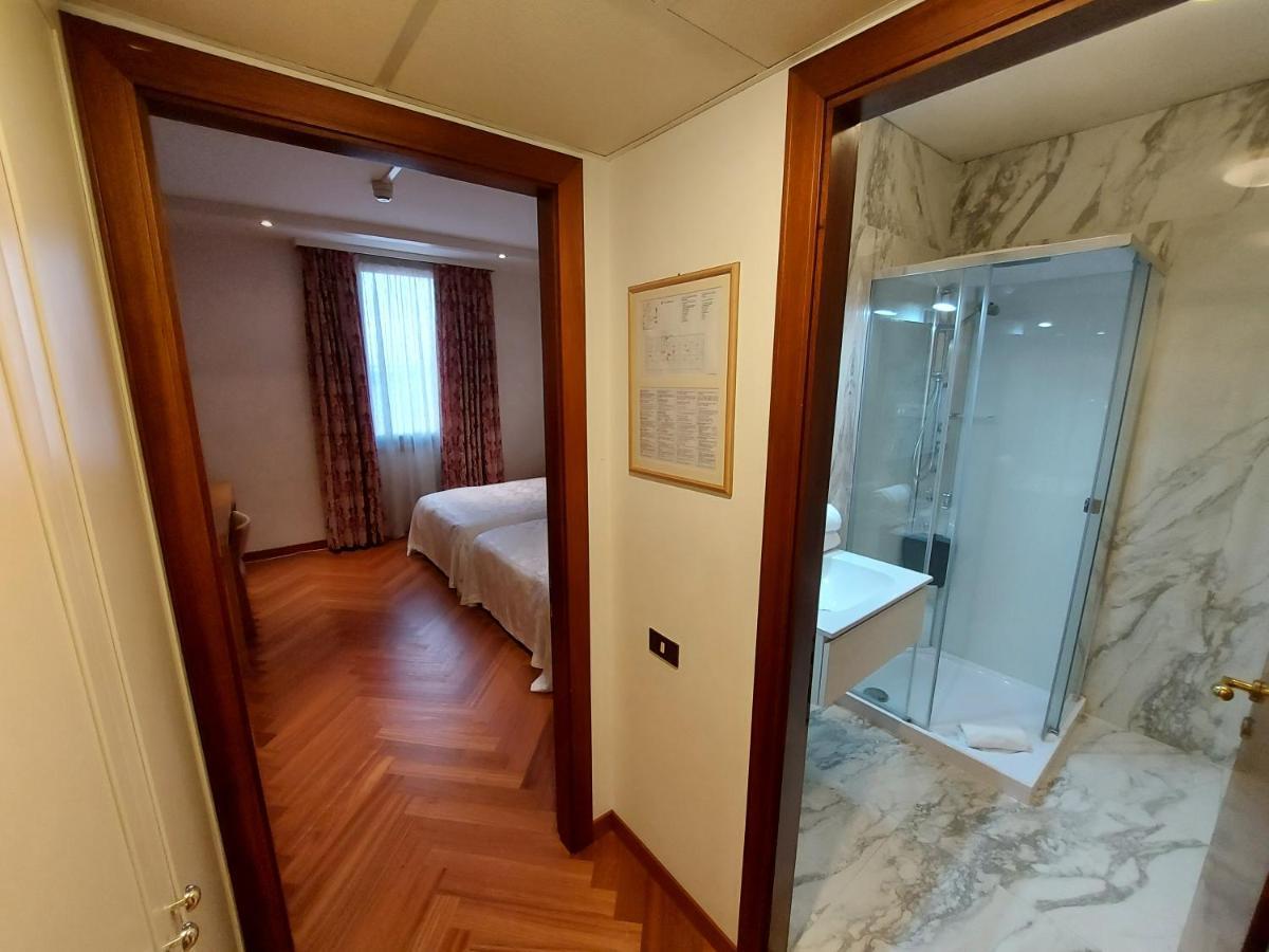 Hotel Posta 77 San Giorgio In Bosco Exterior photo